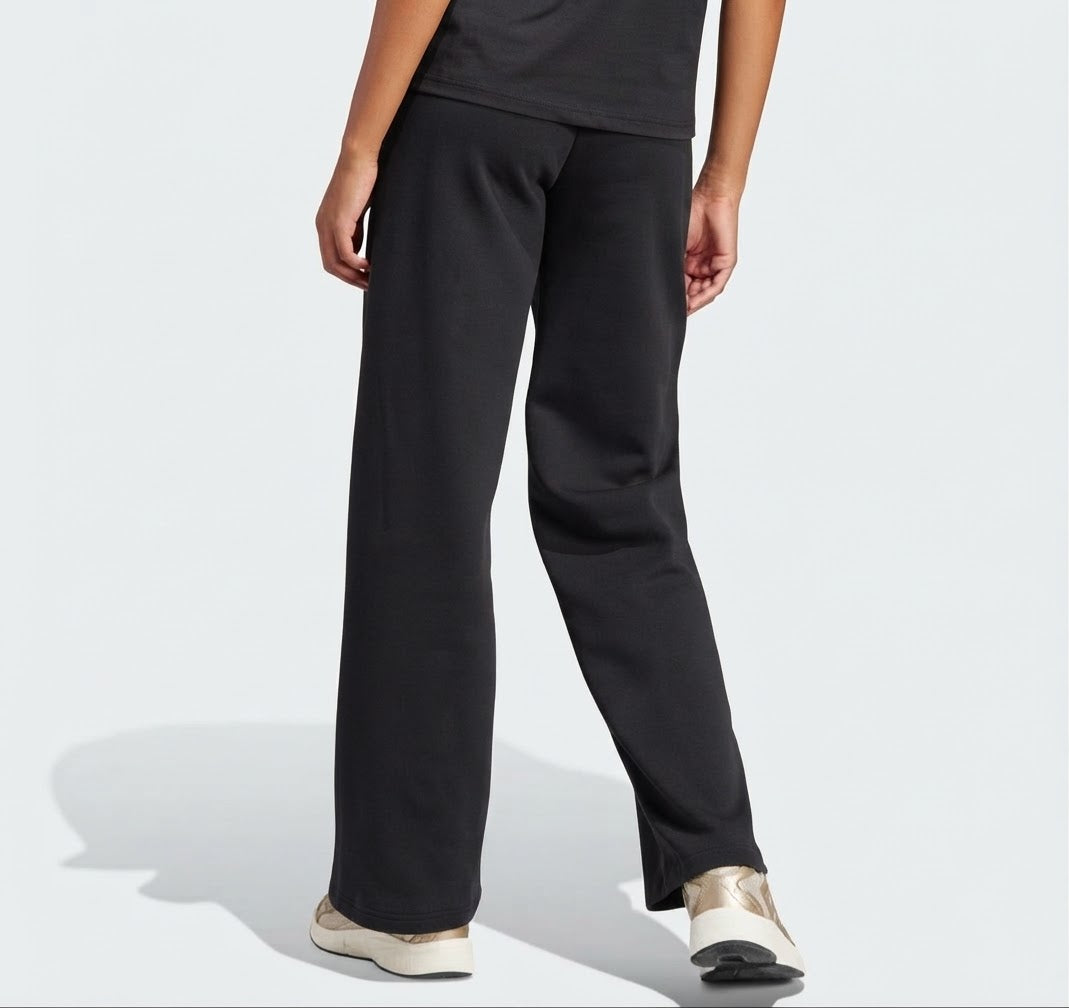 Pantaloni ampi Adidas