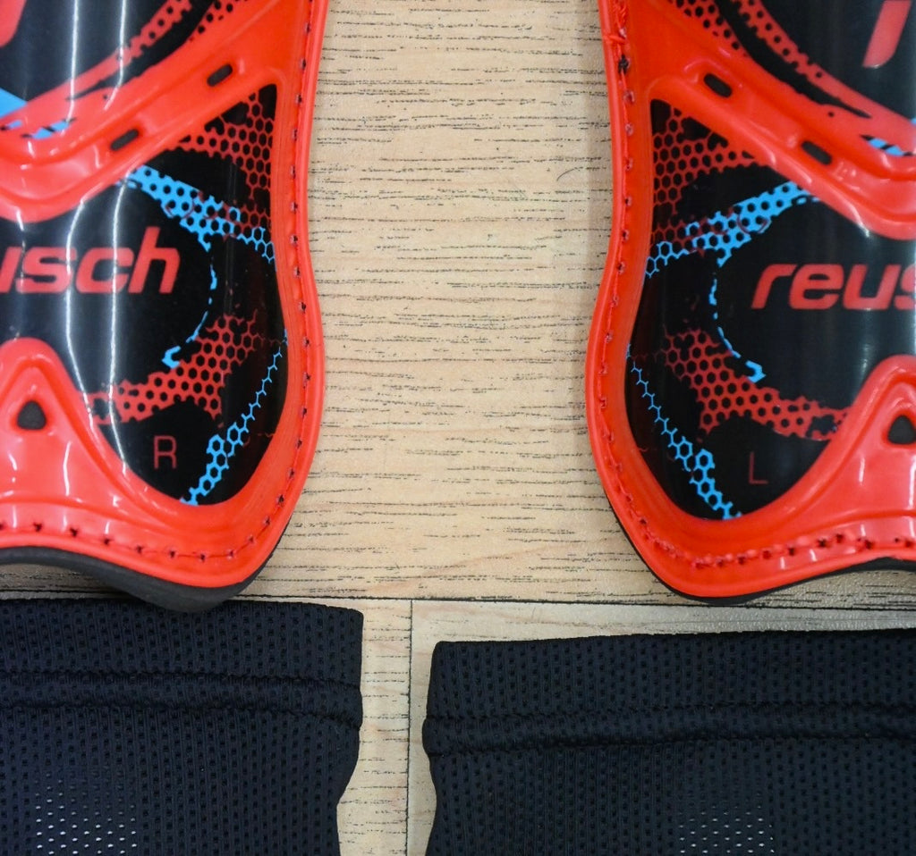 Parastinchi con calzino Reusch