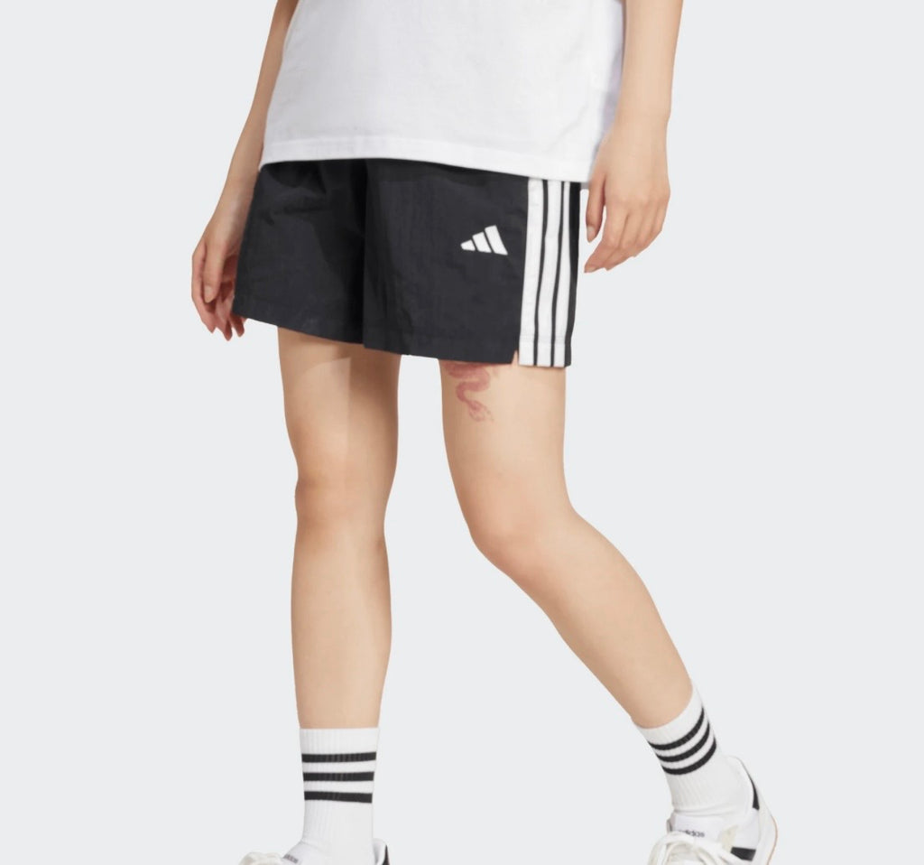 Short Adidas