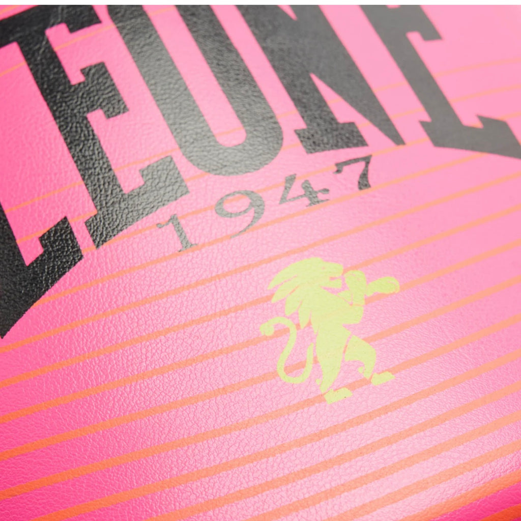 Guantoni Waves Leone1947