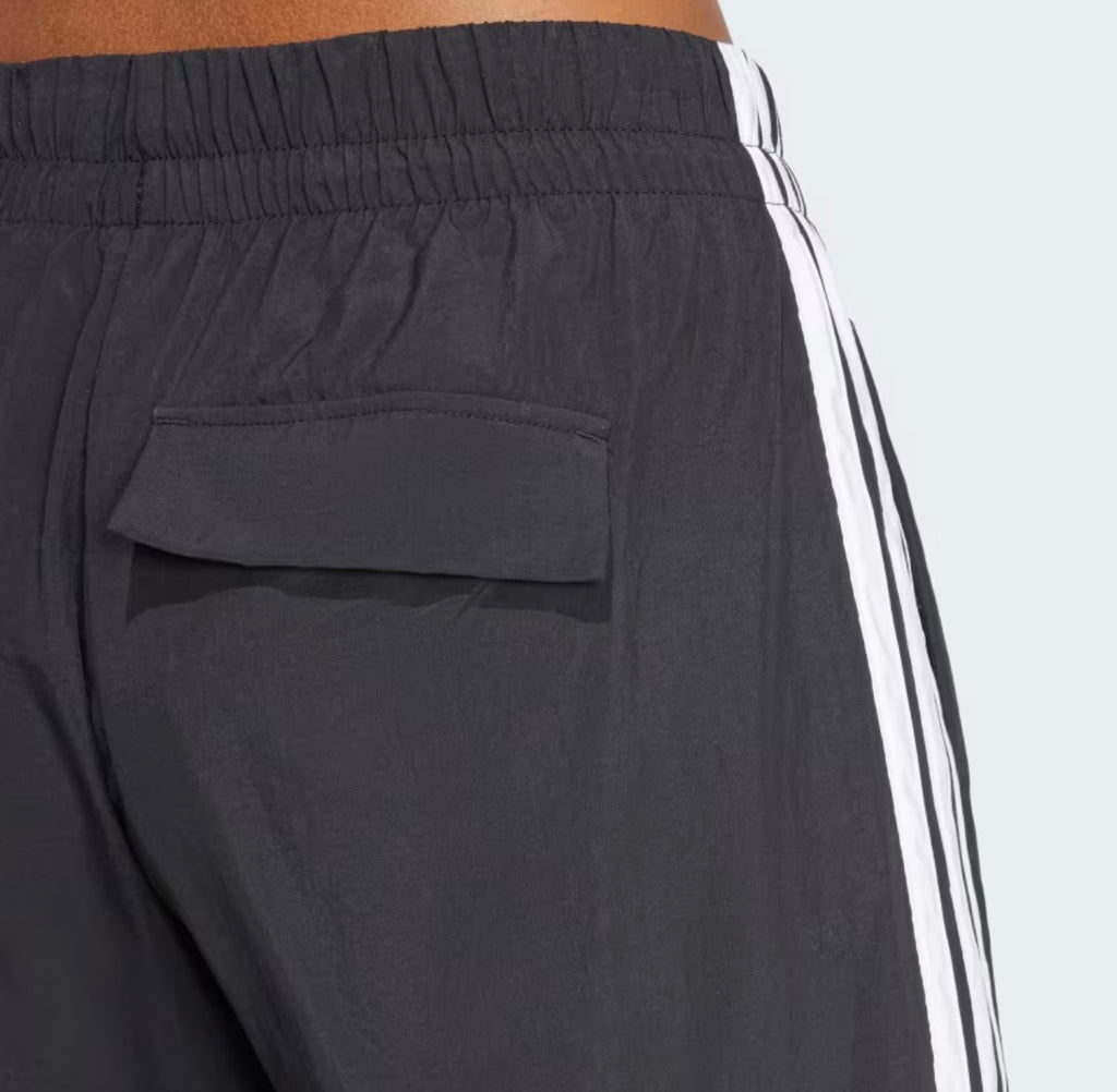 Pantaloni woven Adidas