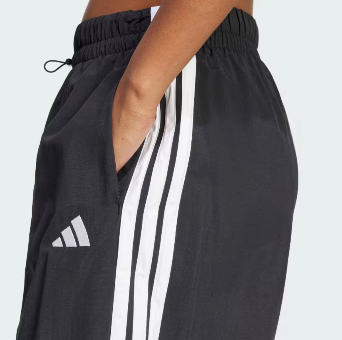 Pantaloni woven Adidas